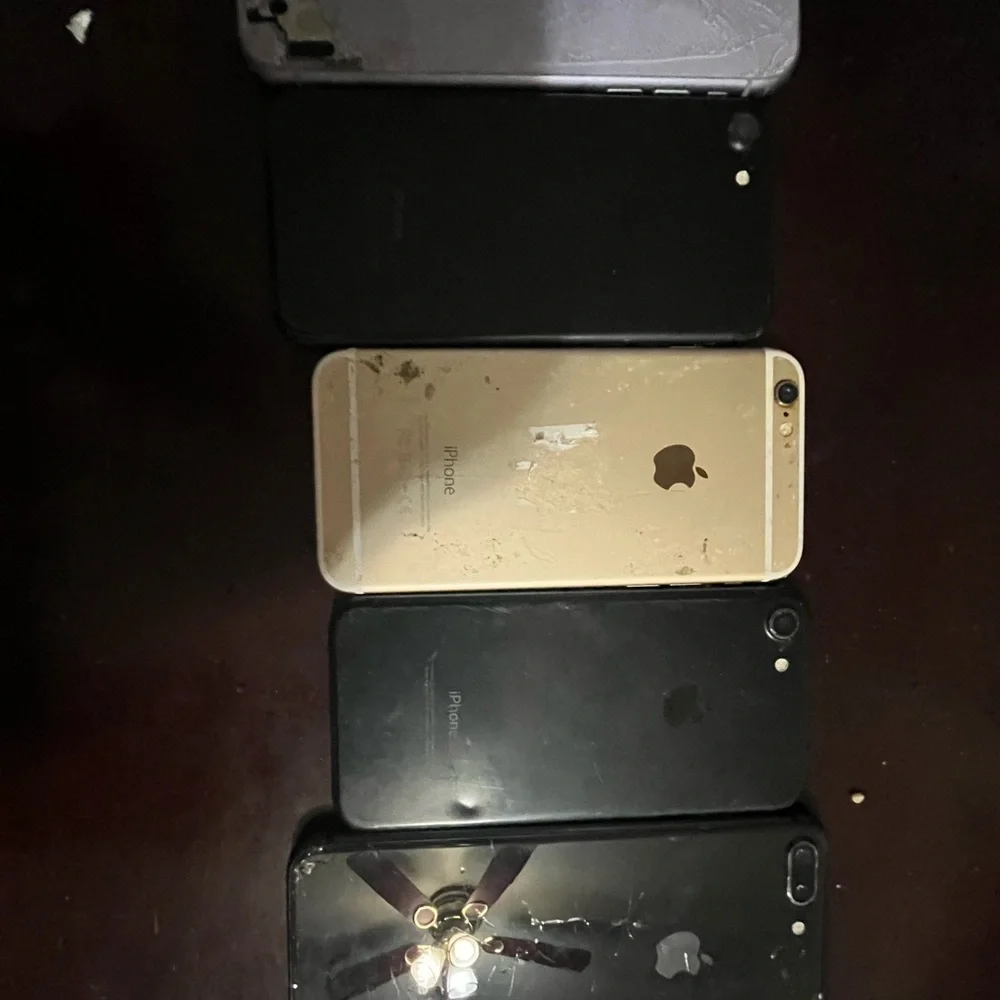 7 DIFFERENT IPHONES! Some locked some unlocked some cracked on back and front! P